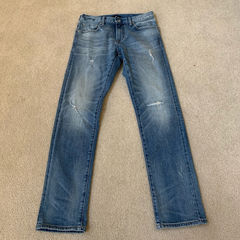 ⭐️HP⭐️ Uniqlo Jeans